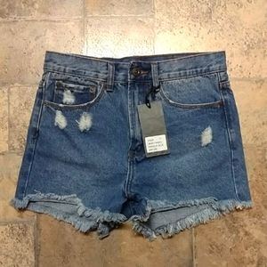 Denim CoLab distressed Bronte shorts size 27